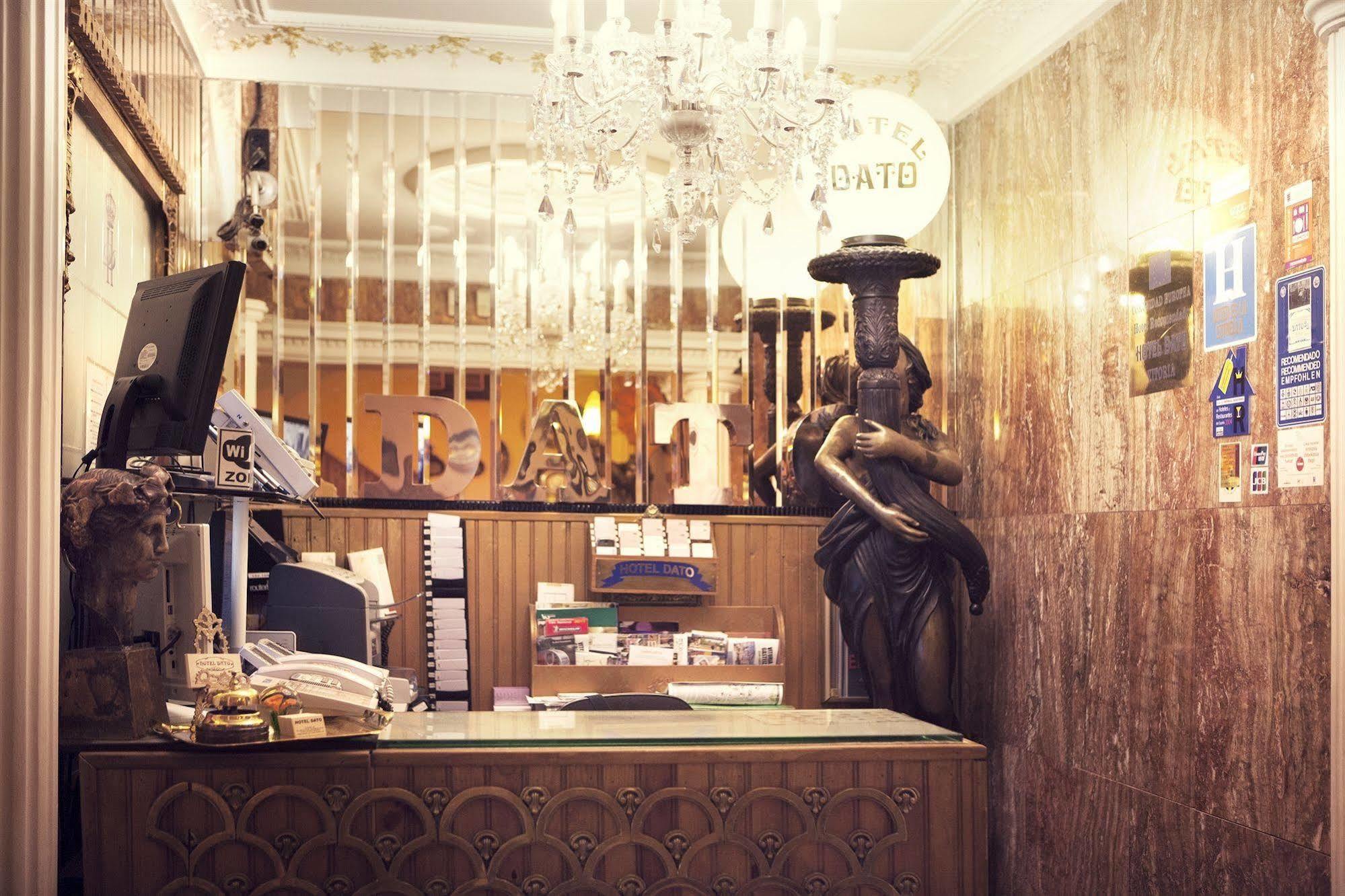 Hotel Dato บิโตเรีย-กัสเตซ ภายนอก รูปภาพ